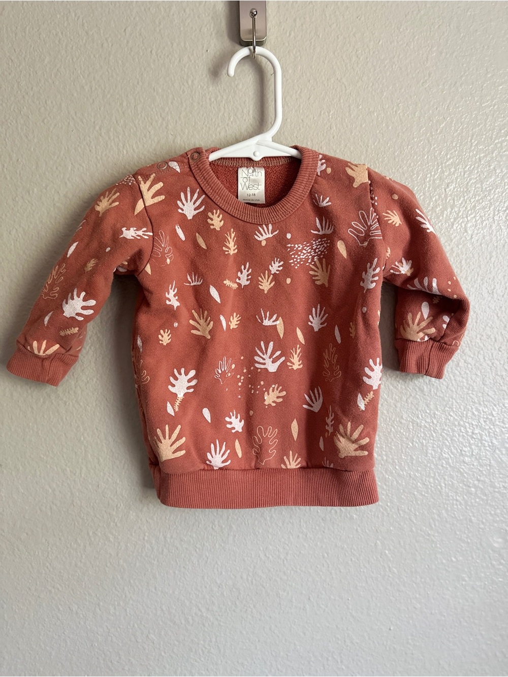 North of West size 12-18months baby 100% cotton coral print crewneck sweatshirt